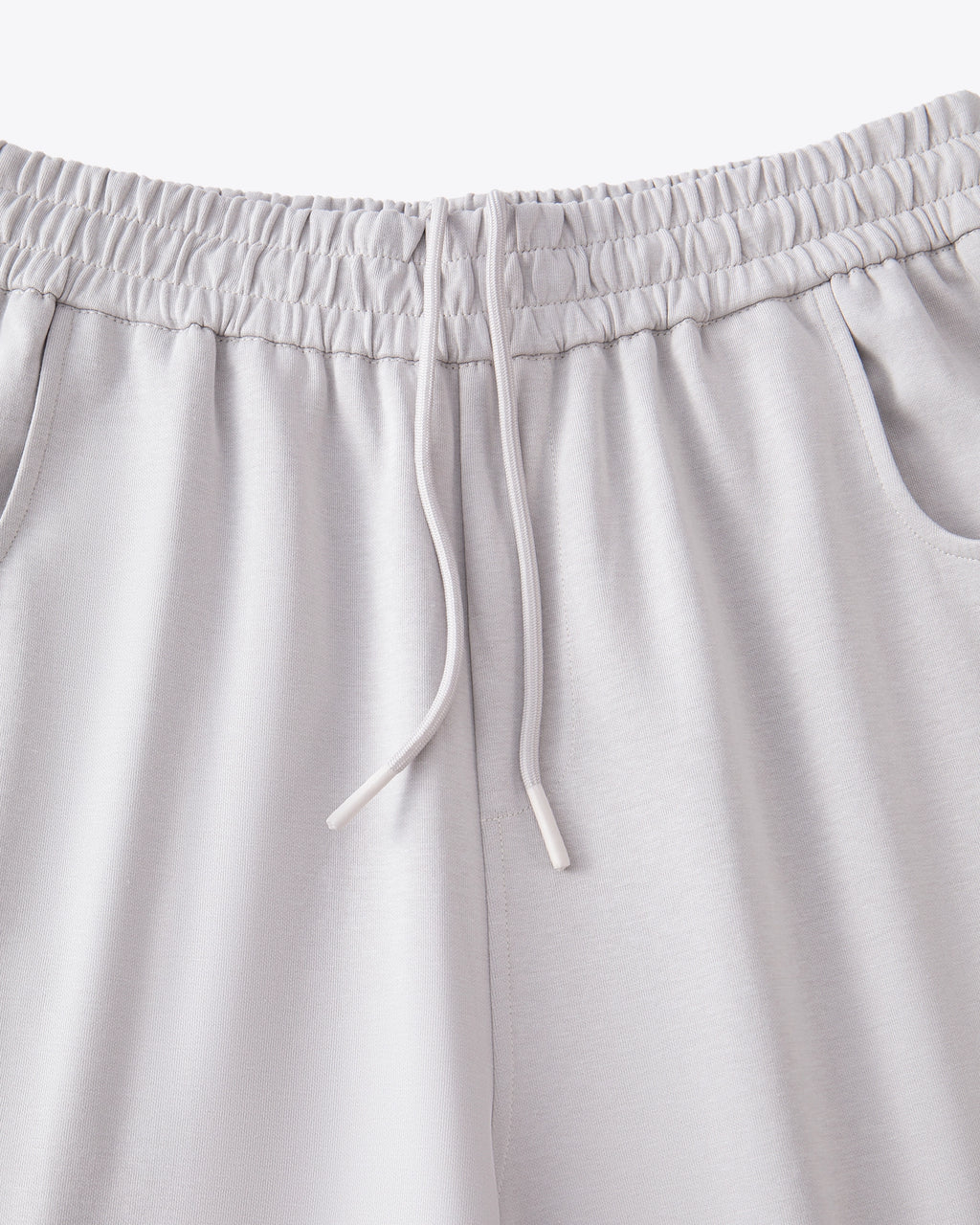 Curved-Leg Sweatpants 2.0