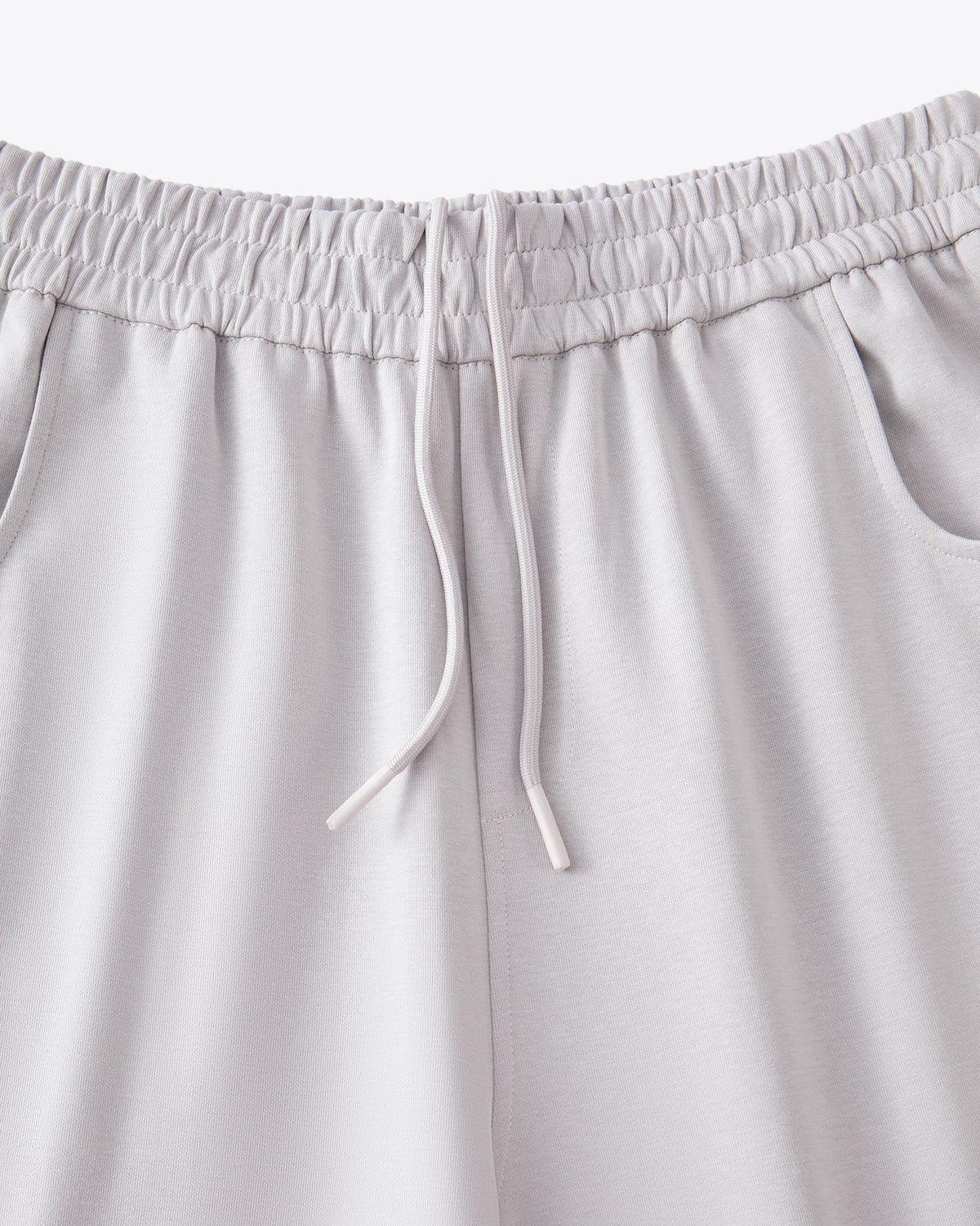 Curved-Leg Sweatpants 2.0