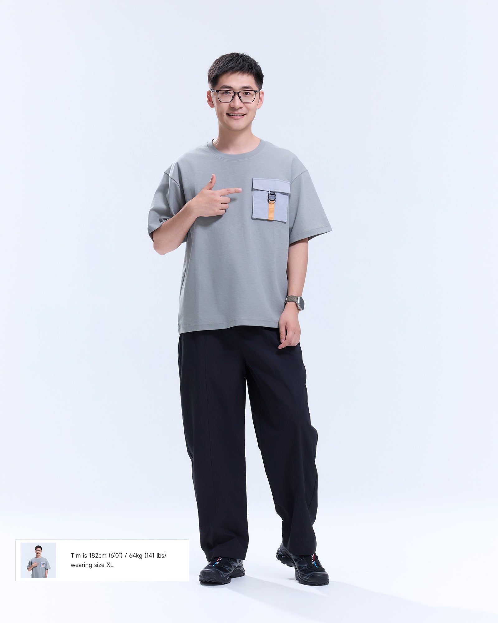 Alltags-T-Shirt mit Workwear-Tasche