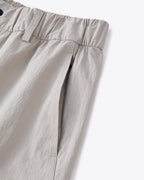 Pantalones utilitarios de nailon de corte relajado