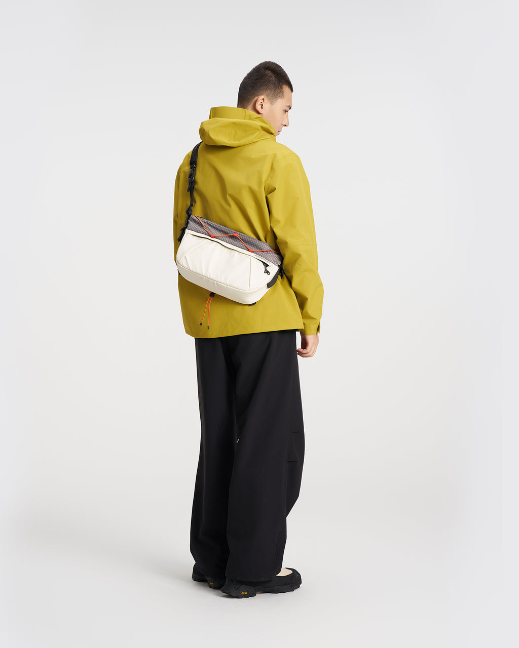 ROAM 5L Leichte Sling Bag für Reisen & den Alltag