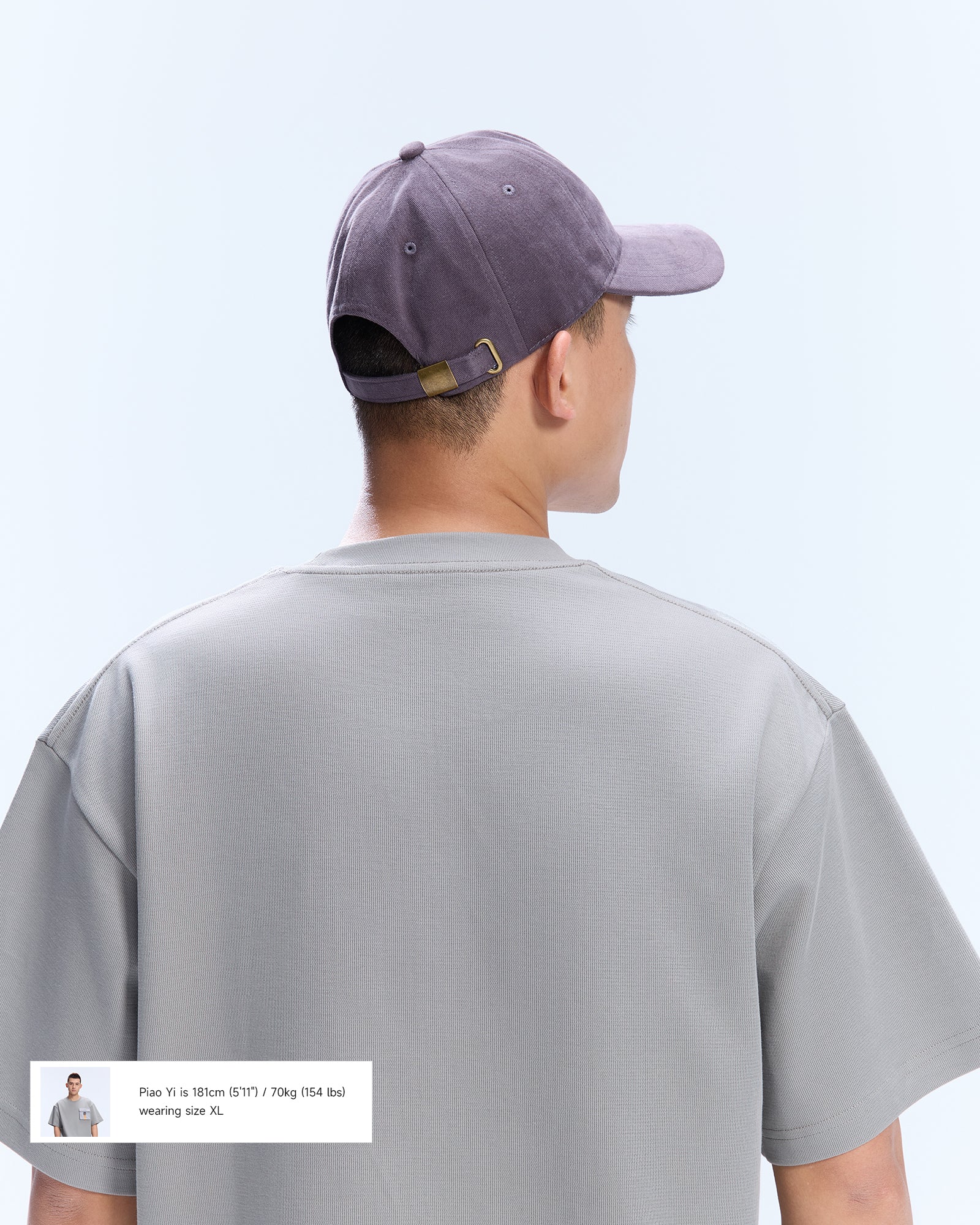 T-Shirt Poket Harian dengan Gaya Workwear